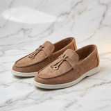 Mocassins Femininos Beiges com Cordão Decorativo