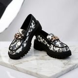 Sandra - Mocassins Clássicos Retro com Estilo