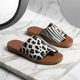 Tareyja - Sandálias bicolores com estampado de leopardo